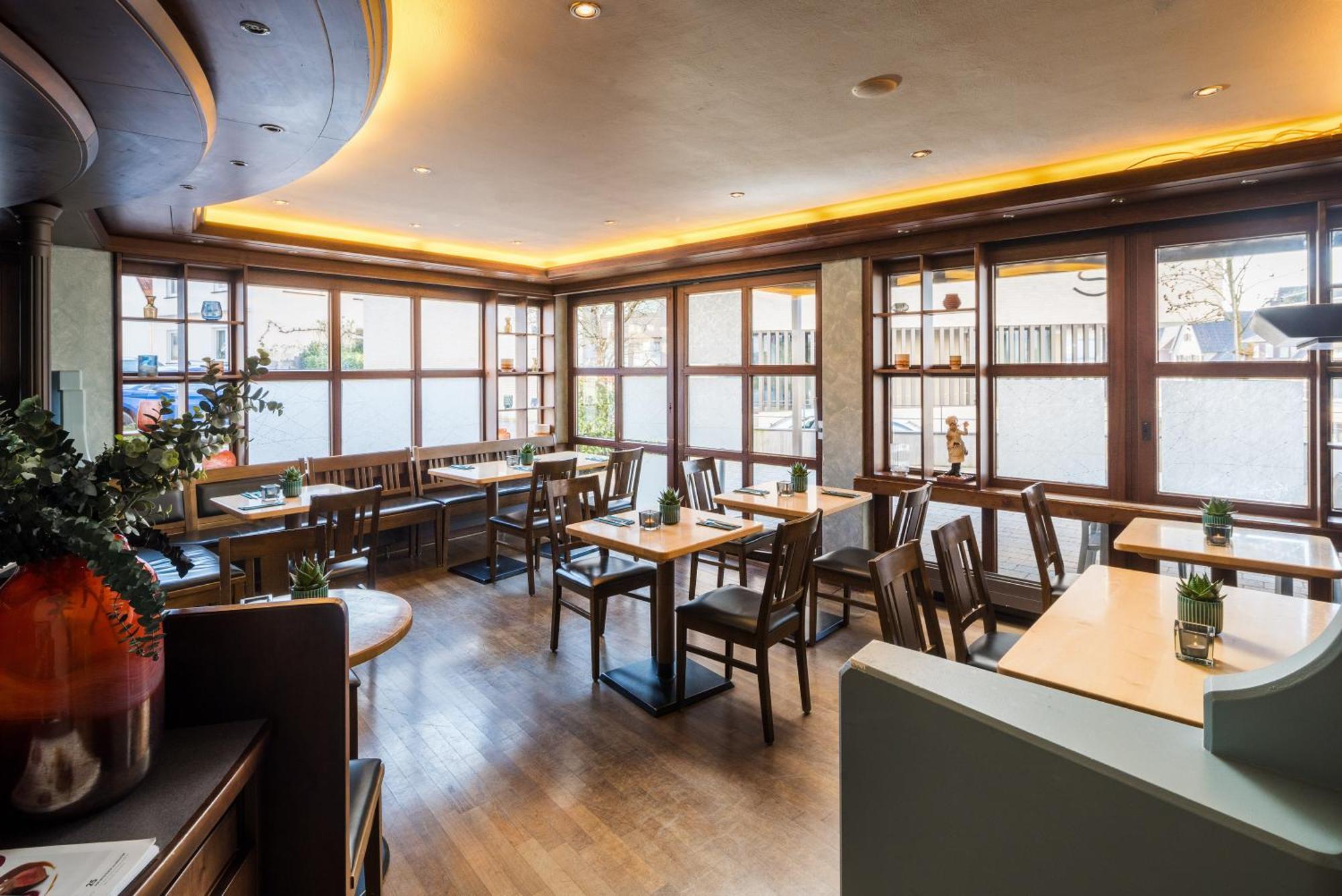 Köngen Hotel Schwanen מראה חיצוני תמונה