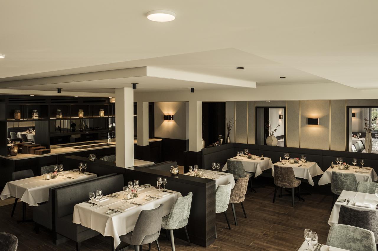 Köngen Hotel Schwanen מראה חיצוני תמונה