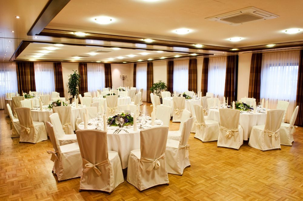 Köngen Hotel Schwanen מראה חיצוני תמונה
