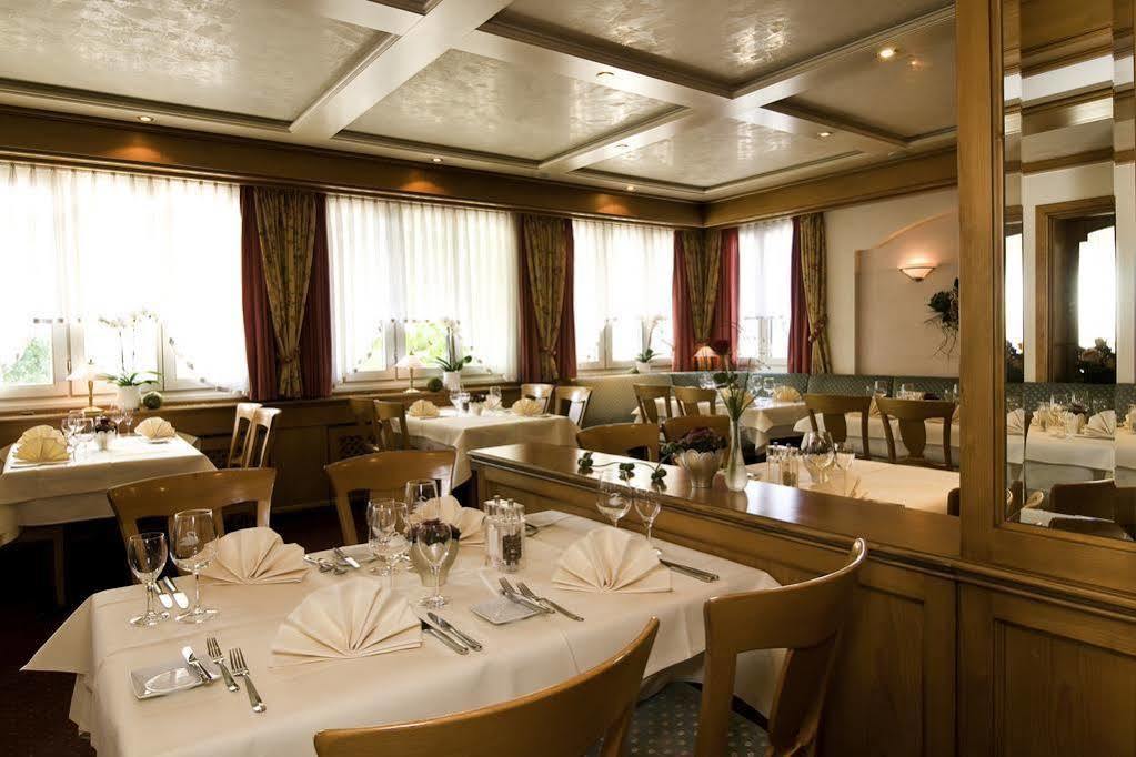 Köngen Hotel Schwanen מראה חיצוני תמונה